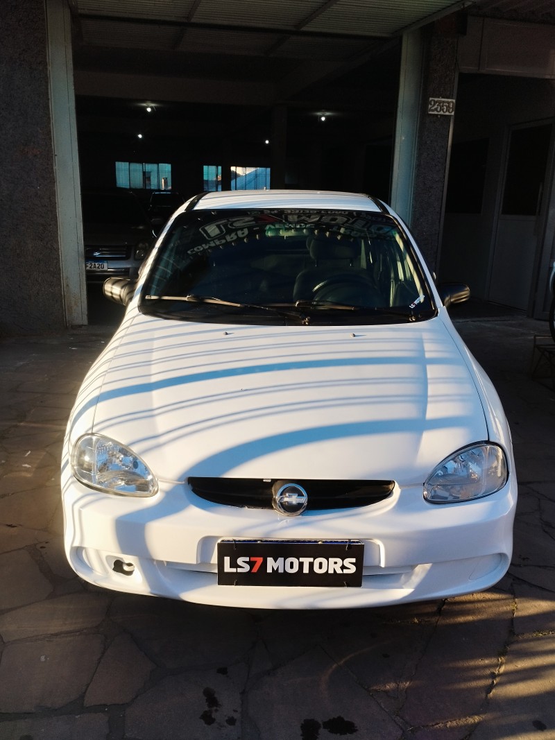 CORSA 1.0 MPFI CLASSIC SEDAN LIFE 8V FLEX 4P MANUAL - 2005 - CAXIAS DO SUL