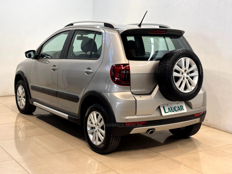 CROSSFOX 1.6 MI FLEX 8V 4P AUTOMATIZADO - 2013 - CASCA