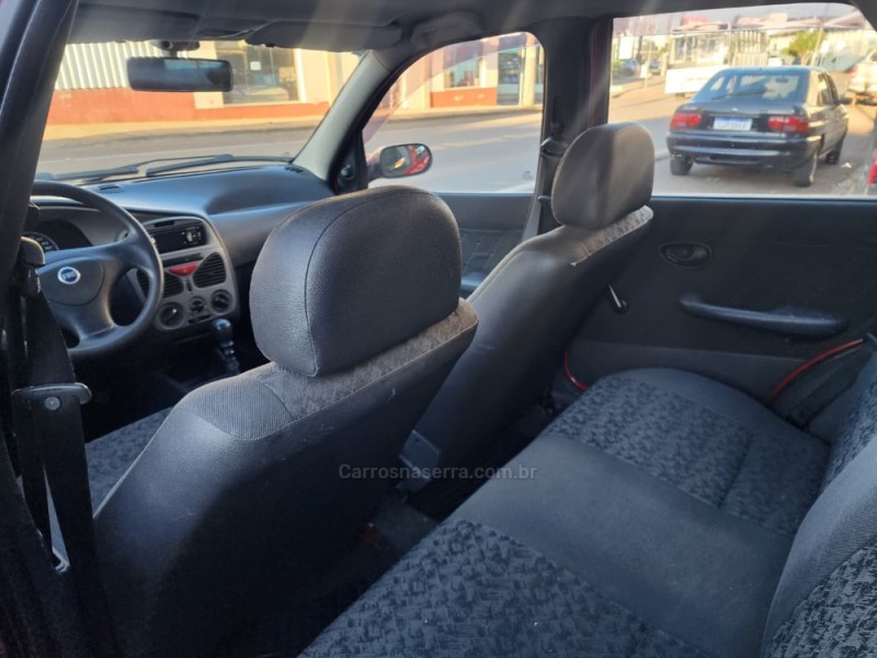 SIENA 1.0 MPI FIRE 8V FLEX 4P MANUAL - 2007 - VACARIA