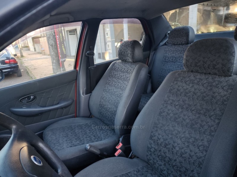 SIENA 1.0 MPI FIRE 8V FLEX 4P MANUAL - 2007 - VACARIA