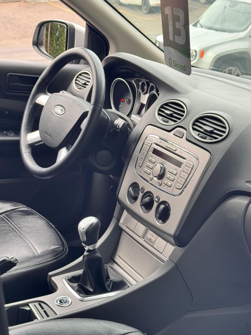 FOCUS 2.0 GLX 16V GASOLINA 4P MANUAL - 2013 - CAXIAS DO SUL
