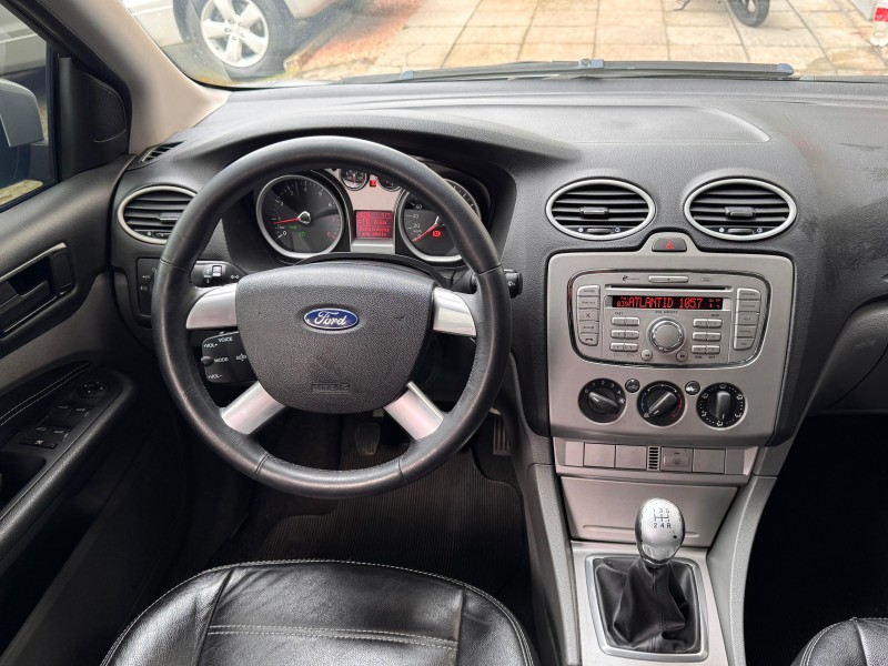 FOCUS 2.0 GLX 16V GASOLINA 4P MANUAL - 2013 - CAXIAS DO SUL