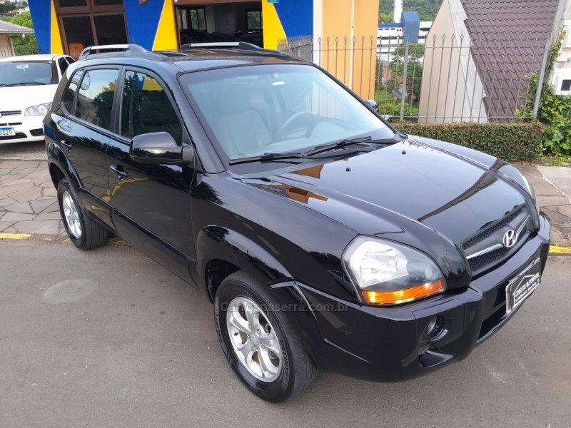 TUCSON 2.0 MPFI GLS 16V 143CV 2WD FLEX 4P AUTOMÁTICO - 2013 - NOVA PRATA