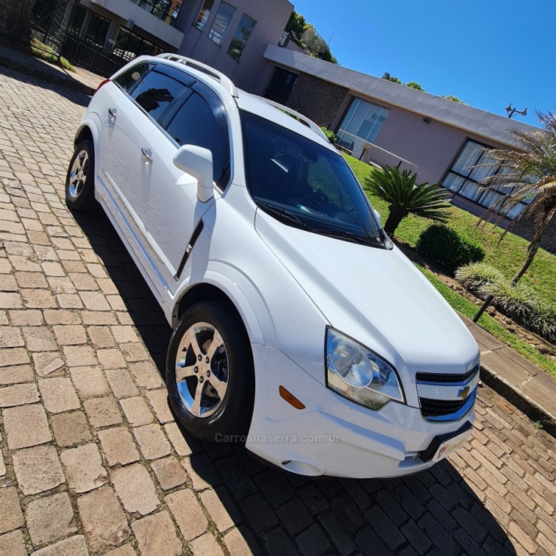 CAPTIVA 3.0 SFI AWD V6 24V GASOLINA 4P AUTOMÁTICO - 2011 - LAGOA VERMELHA