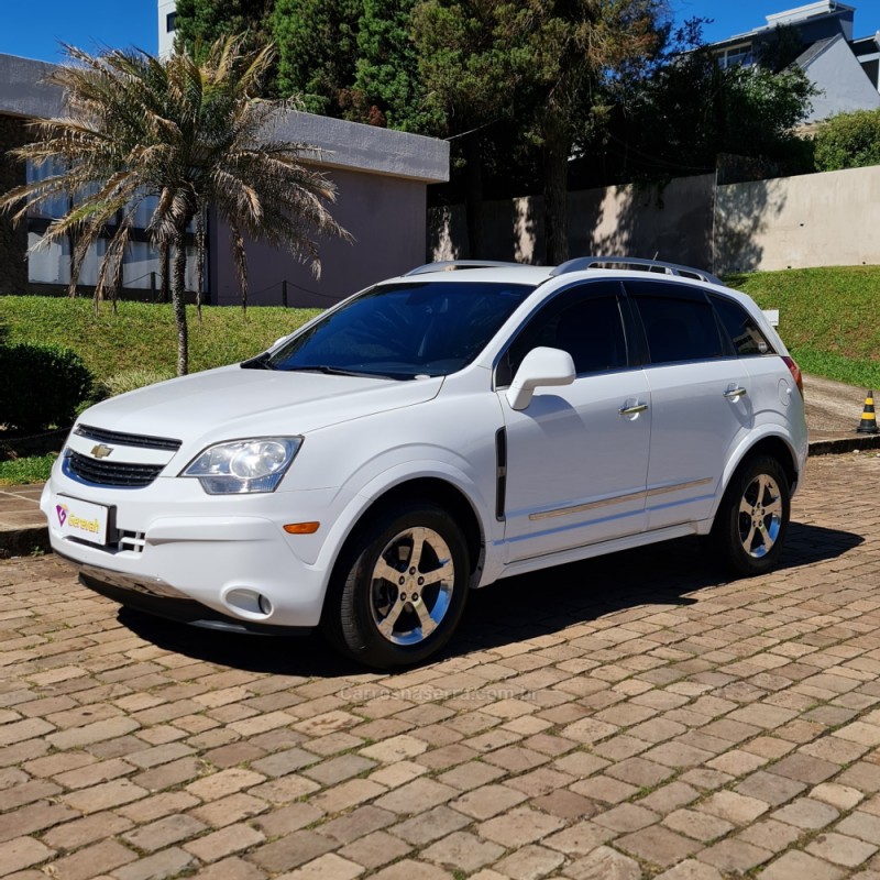 captiva 3.0 sfi awd v6 24v gasolina 4p automatico 2011 lagoa vermelha