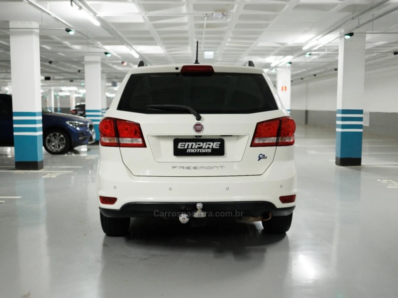 FREEMONT 2.4 PRECISION 16V GASOLINA 4P AUTOMÁTICO - 2014 - PORTO ALEGRE