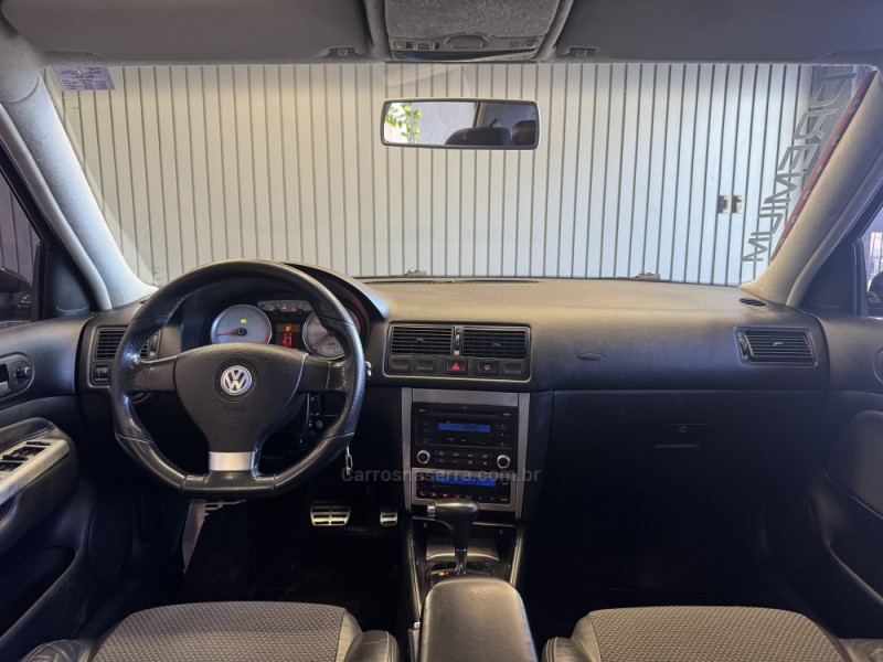 GOLF 2.0 MI BLACK EDITION 8V FLEX 4P TIPTRONIC - 2010 - DOIS IRMãOS