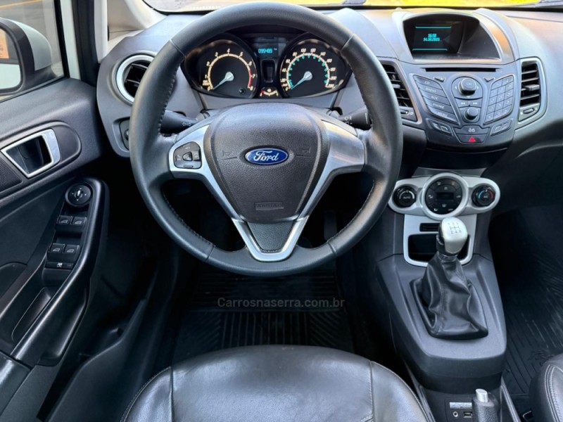 FIESTA 1.6 SE HATCH 16V FLEX 4P MANUAL - 2015 - IVOTI