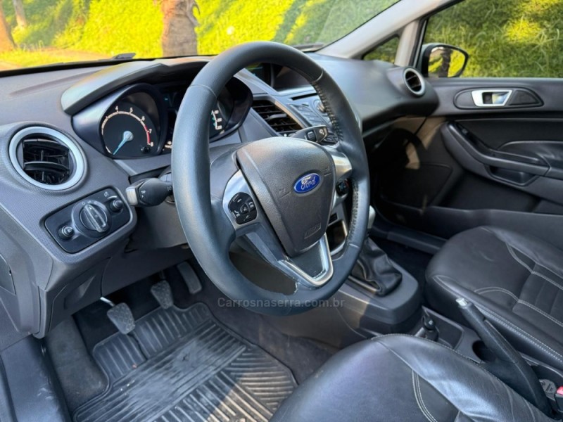 FIESTA 1.6 SE HATCH 16V FLEX 4P MANUAL - 2015 - IVOTI