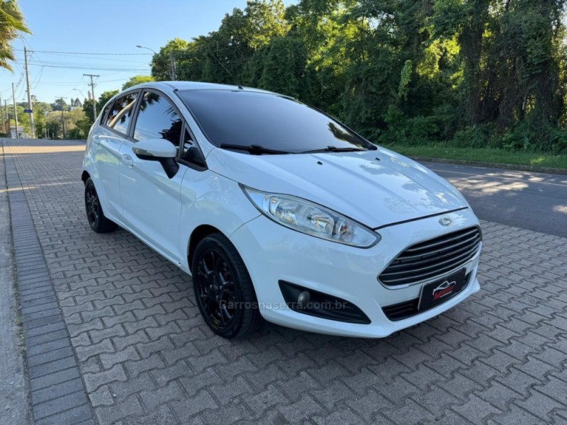 FIESTA 1.6 SE HATCH 16V FLEX 4P MANUAL - 2015 - IVOTI