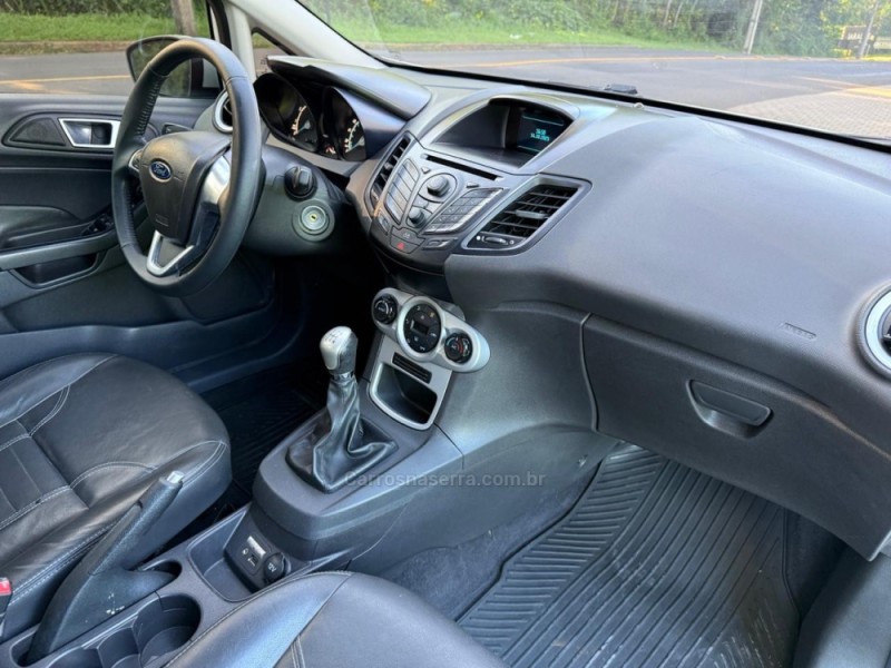 FIESTA 1.6 SE HATCH 16V FLEX 4P MANUAL - 2015 - IVOTI