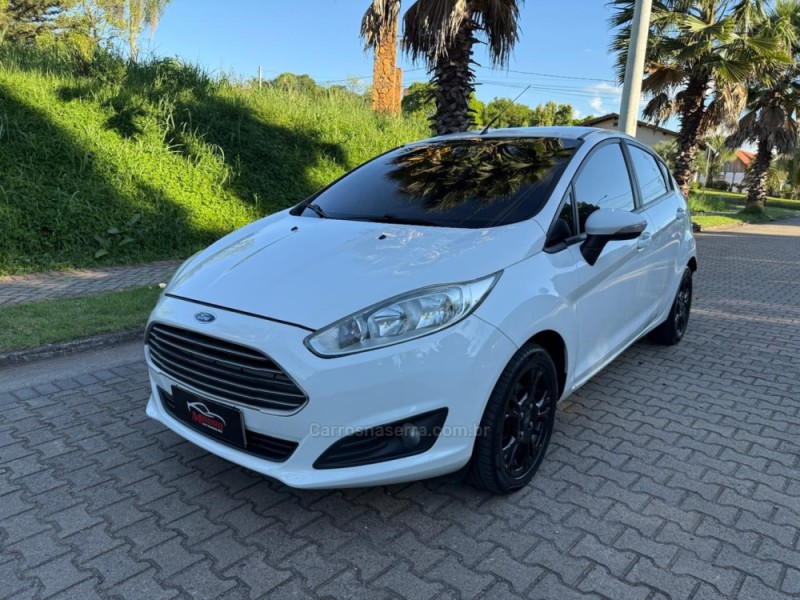 fiesta 1.6 se hatch 16v flex 4p manual 2015 ivoti