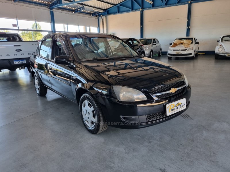 CLASSIC 1.0 MPFI LS 8V FLEX 4P MANUAL