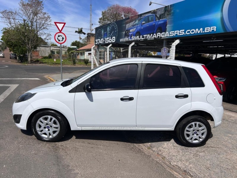 FIESTA 1.6 MPI 8V GASOLINA 4P MANUAL - 2011 - VENâNCIO AIRES