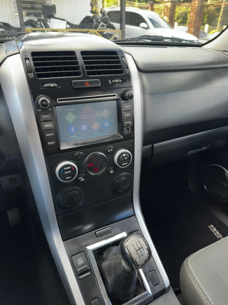 GRAND VITARA 2.0 4X2 16V GASOLINA 4P MANUAL - 2013 - CANELA