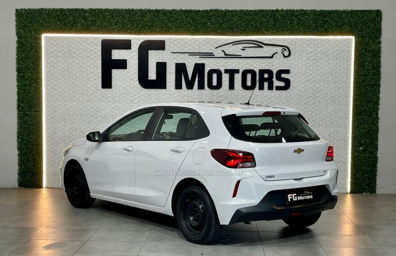ONIX 1.0 LT 12V FLEX 4P MANUAL - 2020 - NOVO HAMBURGO