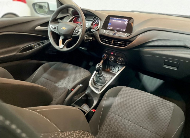 ONIX 1.0 LT 12V FLEX 4P MANUAL - 2020 - NOVO HAMBURGO