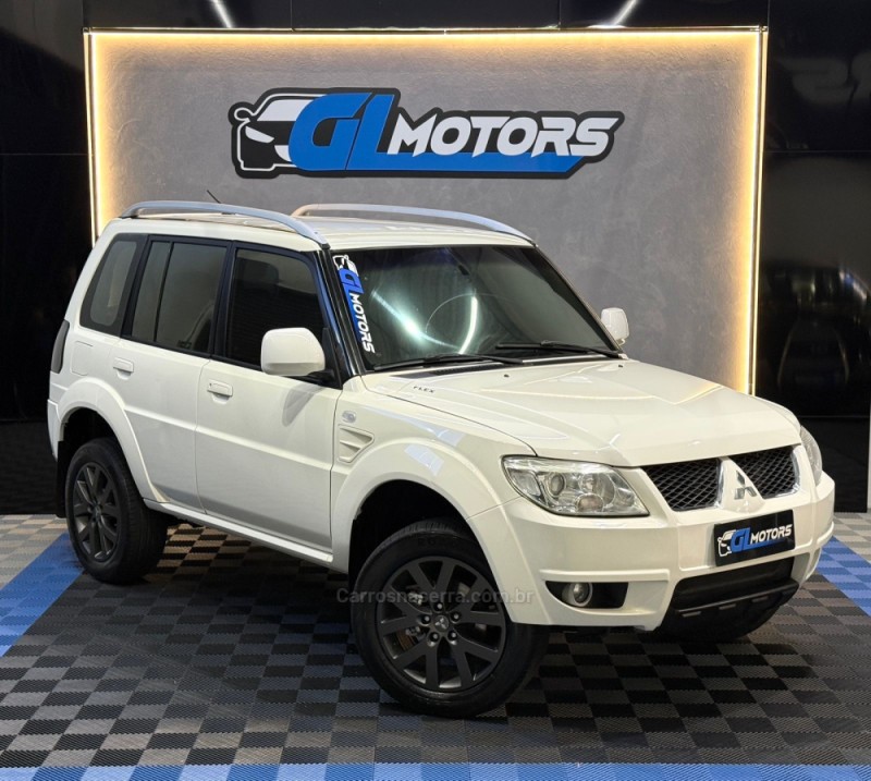 pajero tr4 2.0 4x4 16v 140cv flex 4p automatico 2010 novo hamburgo