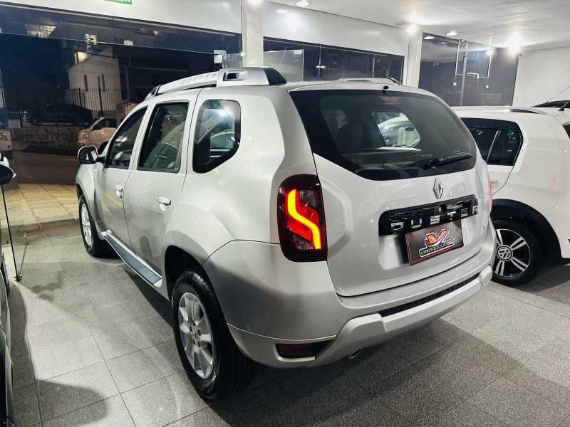 DUSTER 2.0 DYNAMIQUE 4X2 16V FLEX 4P AUTOMÁTICO - 2016 - CAXIAS DO SUL
