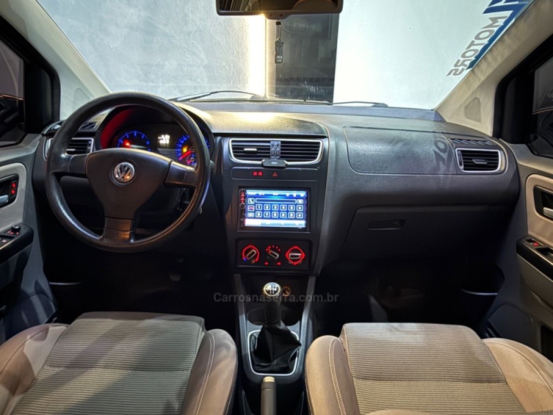 SPACEFOX 1.6 MI TREND 8V FLEX 4P MANUAL - 2011 - NOVO HAMBURGO
