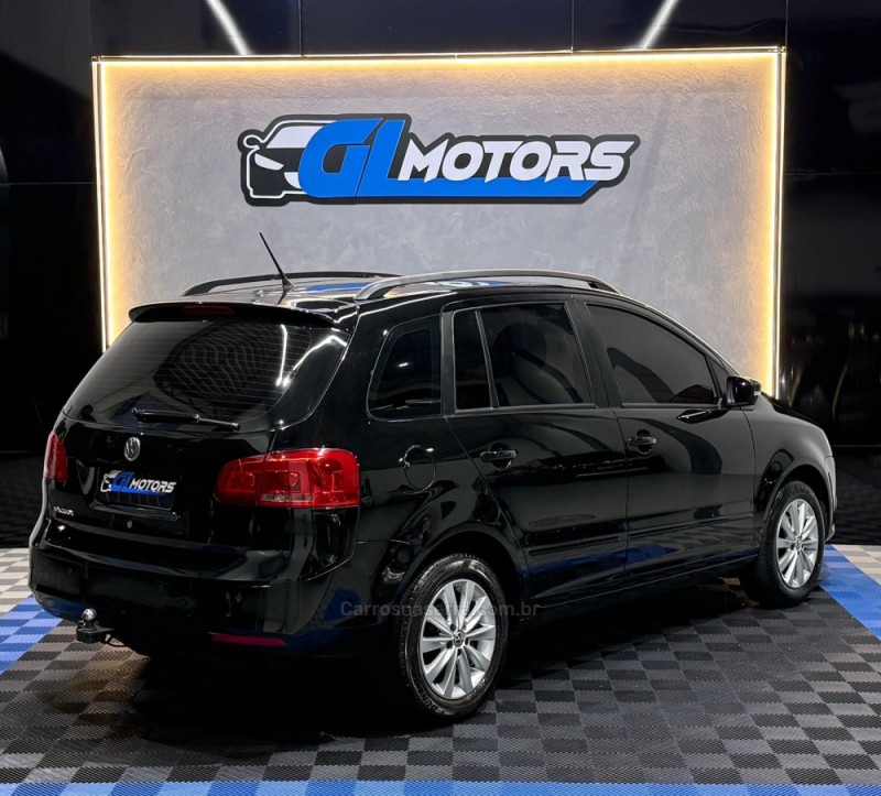 SPACEFOX 1.6 MI TREND 8V FLEX 4P MANUAL - 2011 - NOVO HAMBURGO