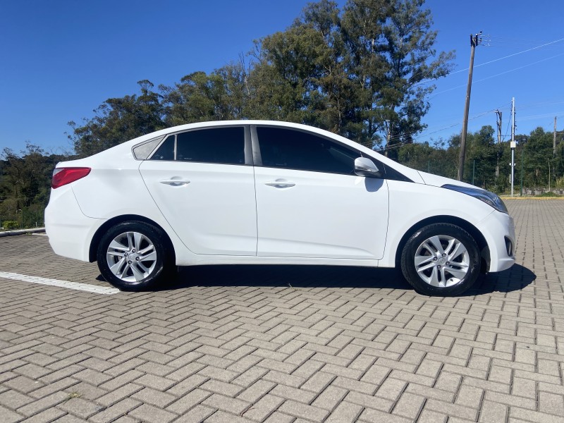 HB20S 1.6 PREMIUM 16V FLEX 4P AUTOMÁTICO - 2014 - CAXIAS DO SUL