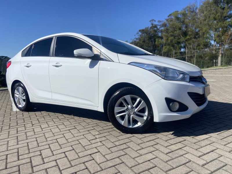 HB20S 1.6 PREMIUM 16V FLEX 4P AUTOMÁTICO - 2014 - CAXIAS DO SUL