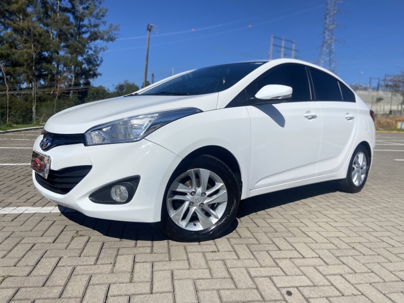 HB20S 1.6 PREMIUM 16V FLEX 4P AUTOMÁTICO