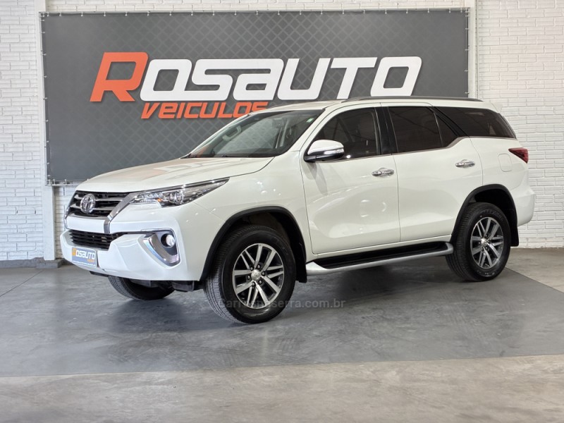 hilux sw4 2.8 srx 4x4 7 lugares 16v turbo intercooler diesel 4p automatico 2017 venancio aires
