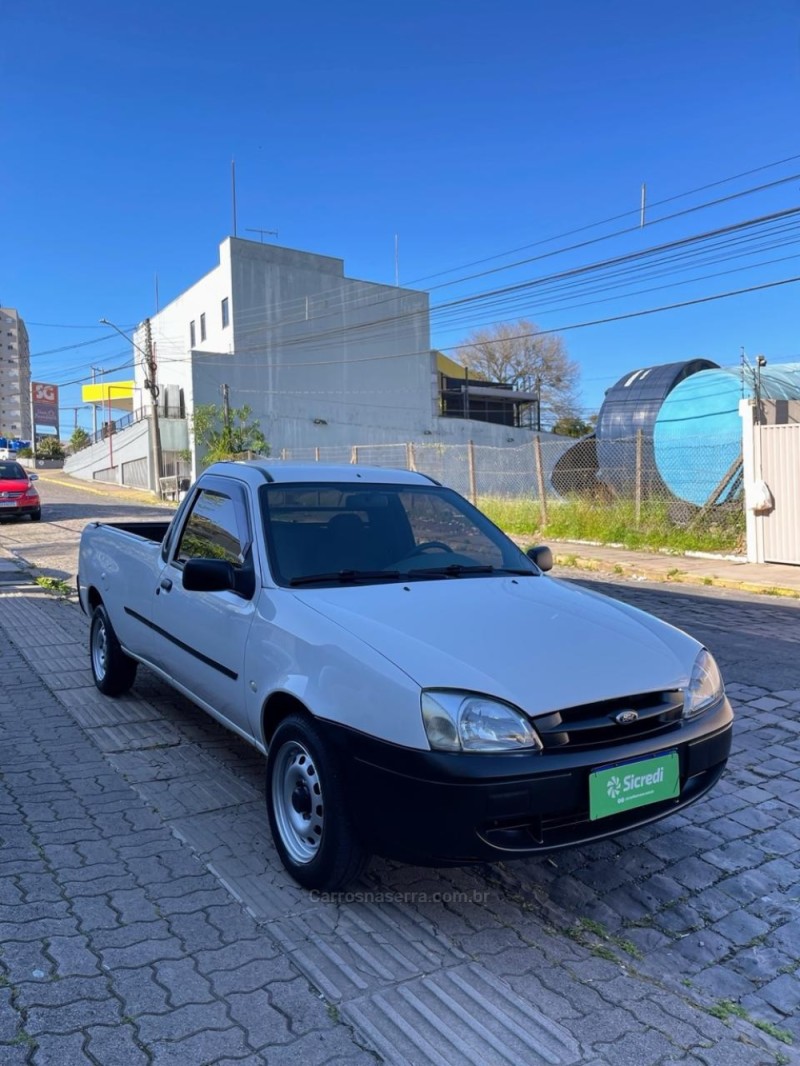 COURIER 1.6 MPI L 8V GASOLINA 2P MANUAL - 2012 - BENTO GONçALVES