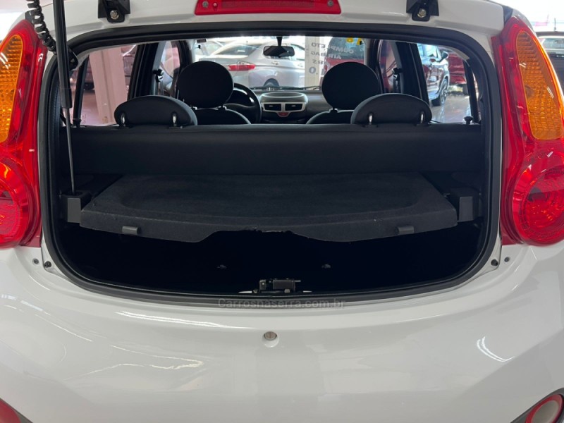 QQ 1.0 MPFI LOOK 12V GASOLINA 4P MANUAL - 2018 - TAQUARA