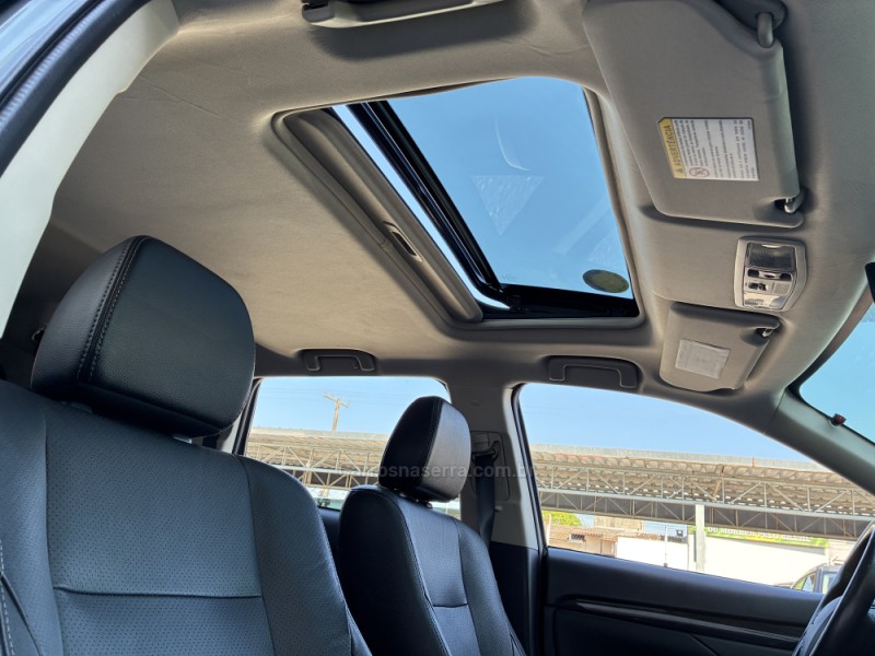 OUTLANDER 2.0 16V GASOLINA 4P AUTOMÁTICO - 2016 - VENâNCIO AIRES