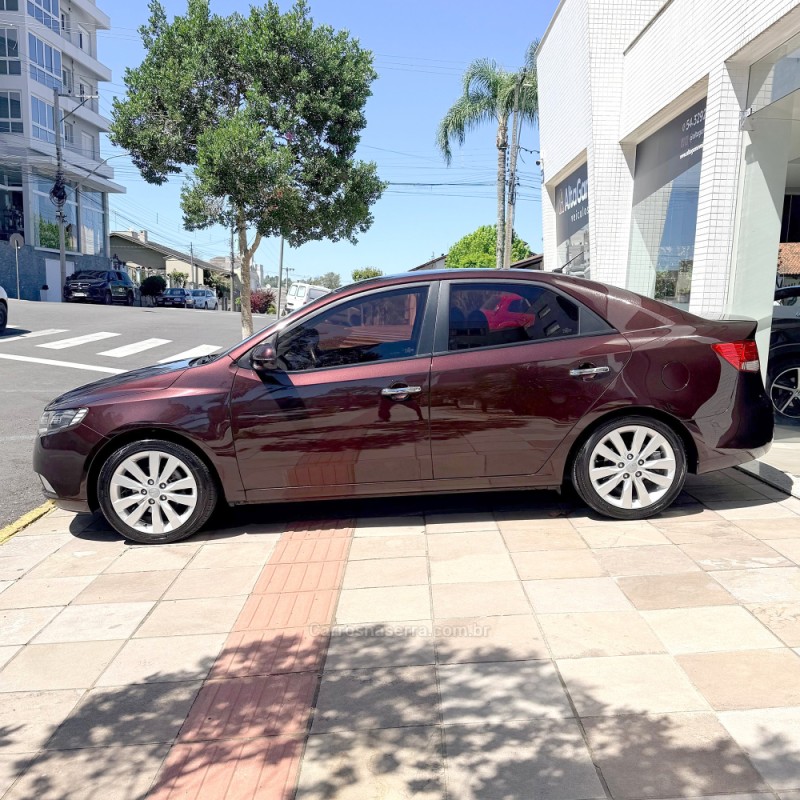 CERATO 1.6 SX3 16V GASOLINA 4P AUTOMÁTICO - 2011 - FLORES DA CUNHA