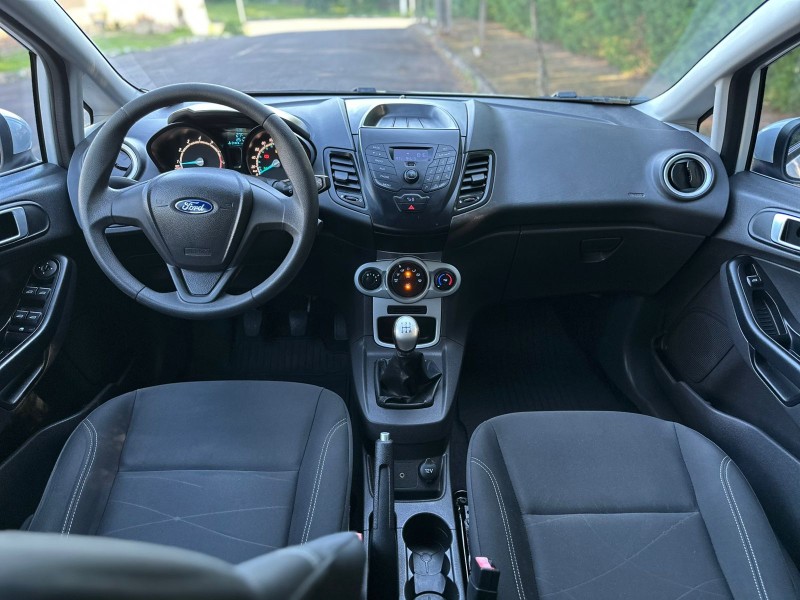 FIESTA 1.5 SE HATCH 16V FLEX 4P MANUAL - 2016 - CAMPO BOM