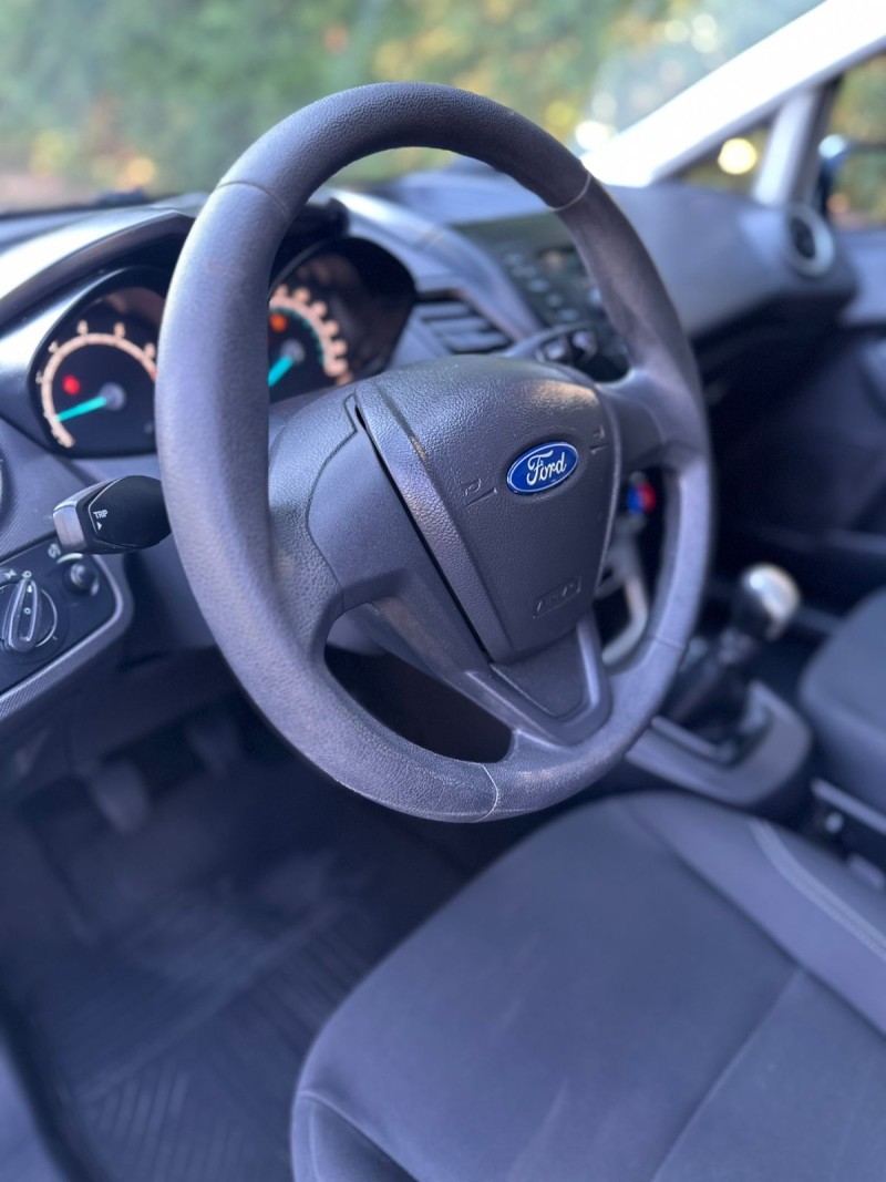 FIESTA 1.5 SE HATCH 16V FLEX 4P MANUAL - 2016 - CAMPO BOM