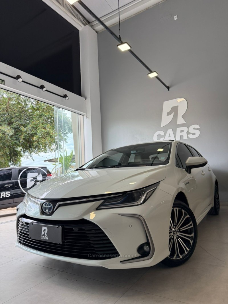 COROLLA 1.8 ALTIS PREMIUM 16V HÍBRIDO 4P AUTOMÁTICO