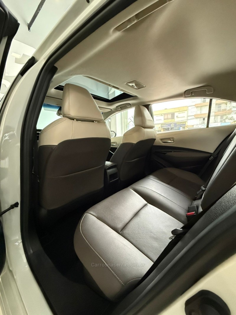 COROLLA 1.8 ALTIS PREMIUM 16V HÍBRIDO 4P AUTOMÁTICO - 2021 - LAJEADO