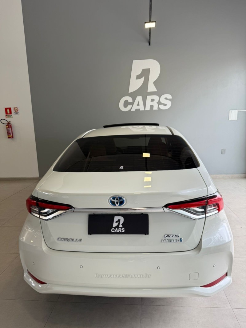 COROLLA 1.8 ALTIS PREMIUM 16V HÍBRIDO 4P AUTOMÁTICO - 2021 - LAJEADO