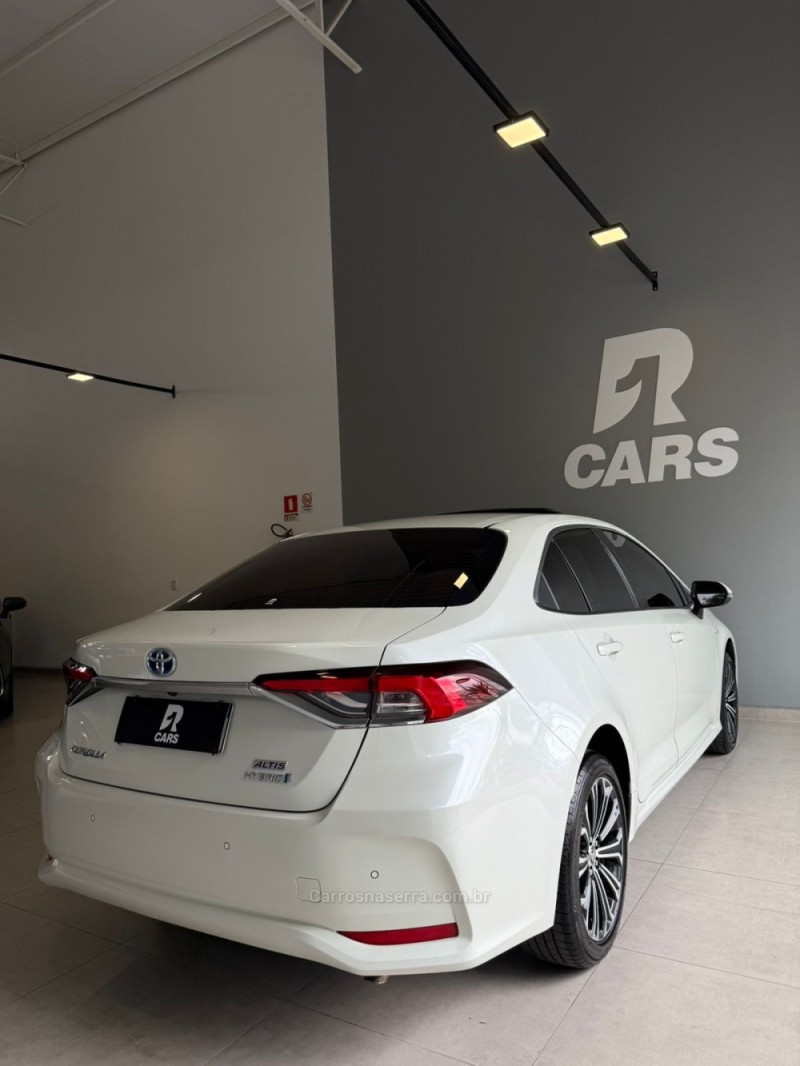 COROLLA 1.8 ALTIS PREMIUM 16V HÍBRIDO 4P AUTOMÁTICO - 2021 - LAJEADO