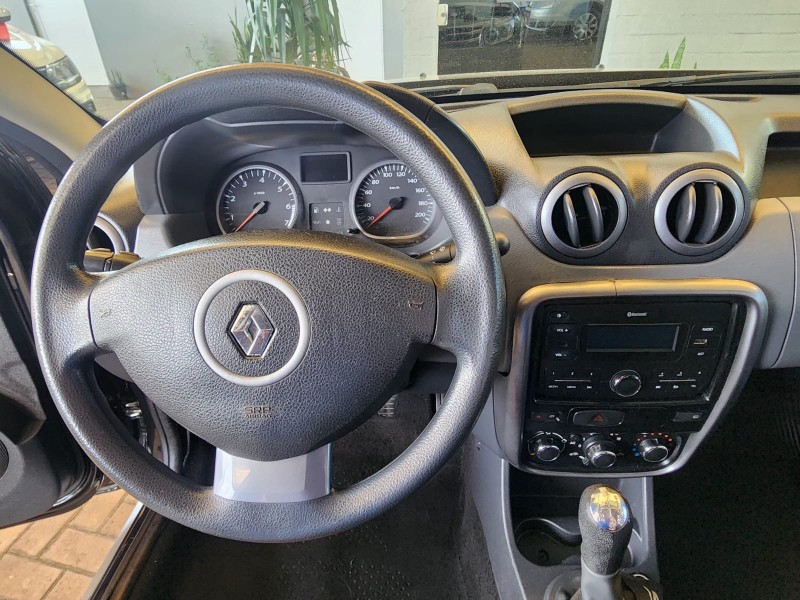DUSTER 1.6 EXPRESSION 4X2 16V FLEX 4P MANUAL - 2014 - CAXIAS DO SUL