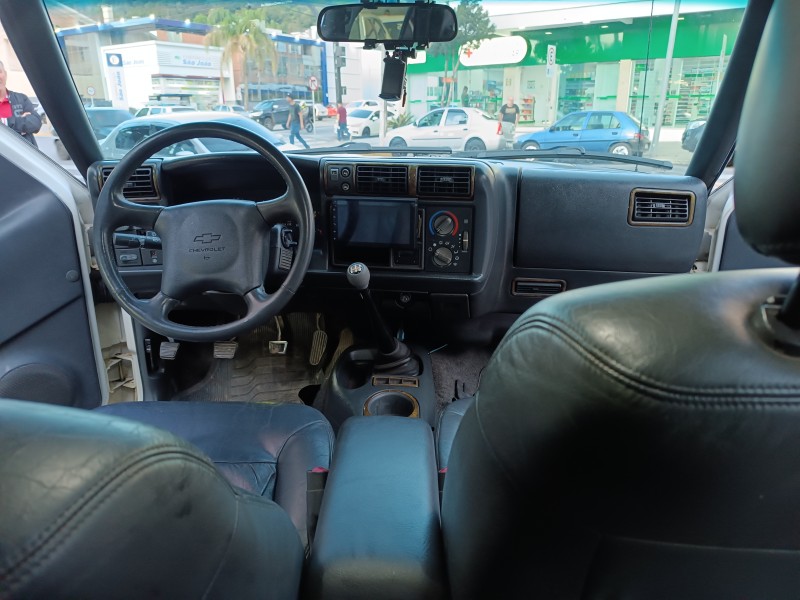 BLAZER 4.3 SFI DLX EXECUTIVE 4X4 V6 12V GASOLINA 4P MANUAL - 1998 - FLORES DA CUNHA
