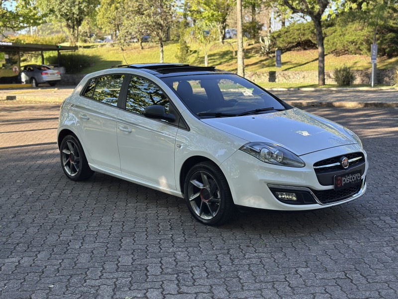 BRAVO 1.8 SPORTING 16V FLEX 4P MANUAL - 2016 - CAXIAS DO SUL