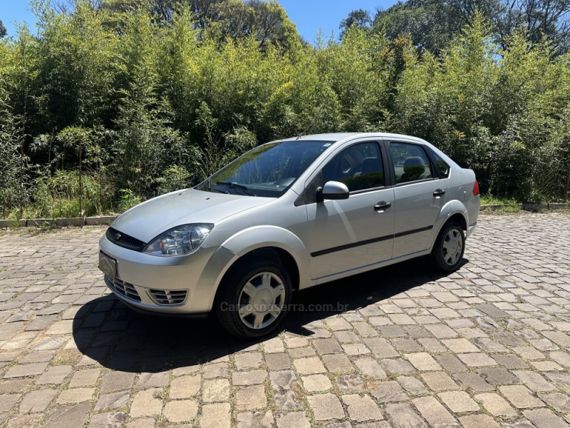 fiesta 1.6 rocam sedan 8v flex 4p manual 2006 nova prata