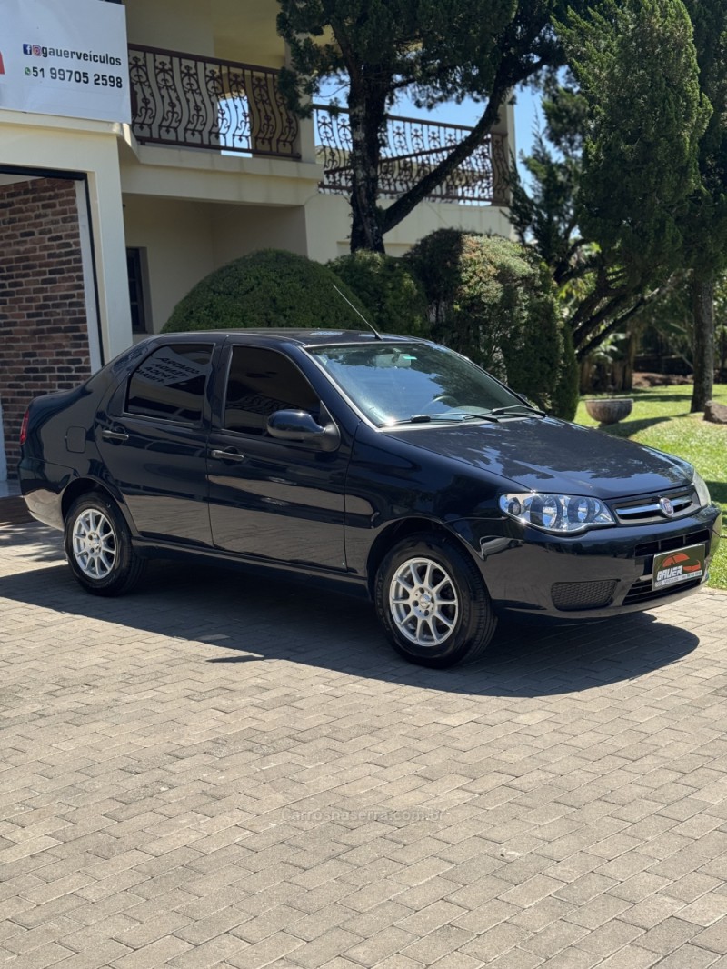 SIENA 1.0 MPI FIRE CELEBRATION 8V FLEX 4P MANUAL - 2011 - ENCANTADO
