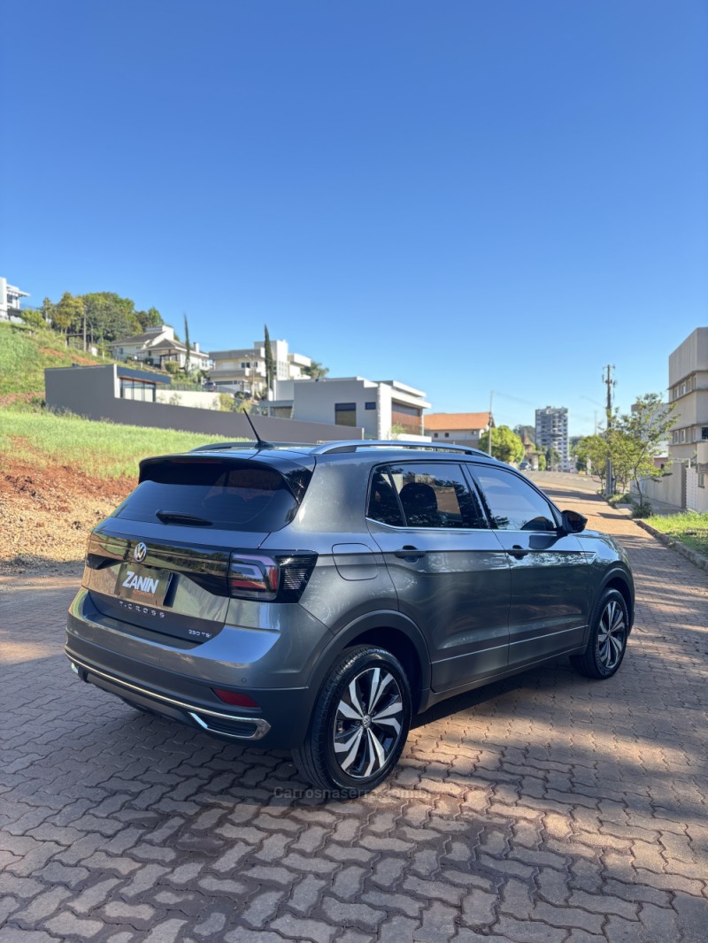 T-CROSS 1.4 HIGHLINE TSI 16V FLEX 4P AUTOMÁTICO - 2021 - SANANDUVA