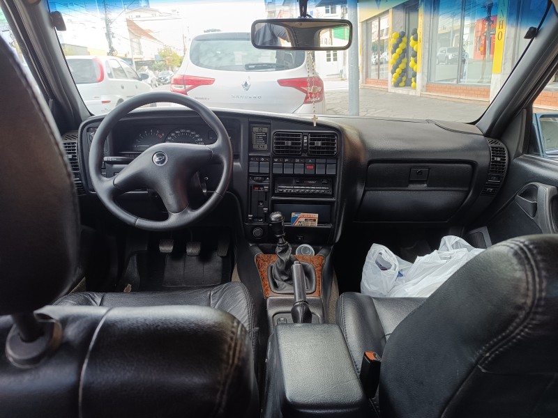 OMEGA 4.1 SFI CD 12V GASOLINA 4P MANUAL - 1997 - FLORES DA CUNHA