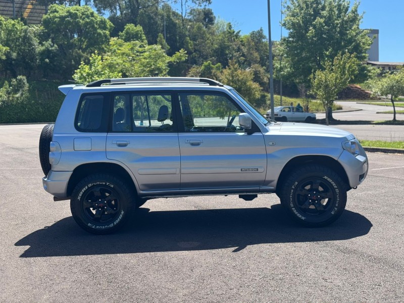 PAJERO TR4 2.0 4X4 16V 131CV GASOLINA 4P MANUAL - 2008 - BENTO GONçALVES