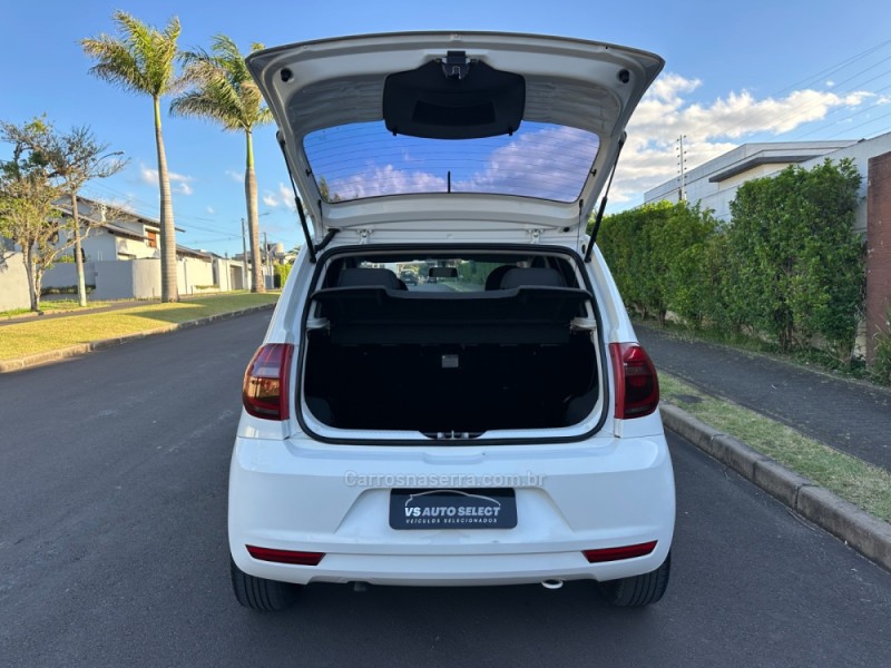 FOX 1.0 MI 8V FLEX 2P MANUAL - 2014 - SãO LEOPOLDO