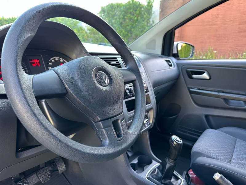 FOX 1.0 MI 8V FLEX 2P MANUAL - 2014 - SãO LEOPOLDO