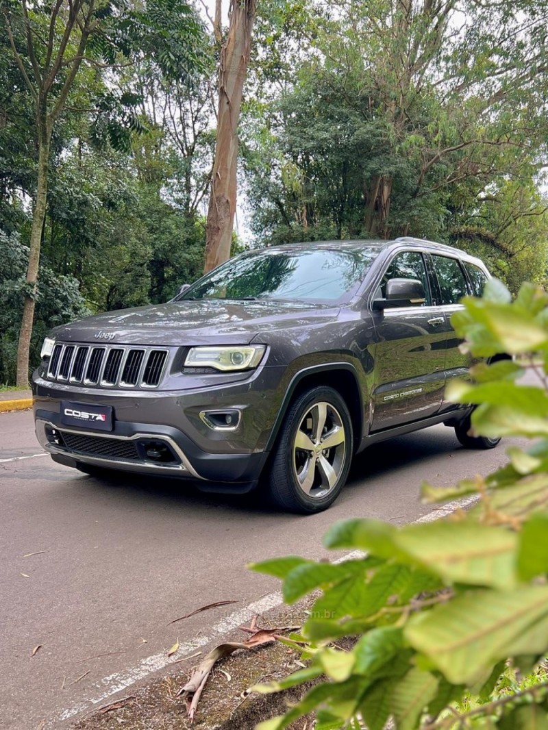 GRAND CHEROKEE 3.0 LIMITED 4X4 V6 24V TURBO DIESEL 4P AUTOMÁTICO - 2015 - BENTO GONçALVES